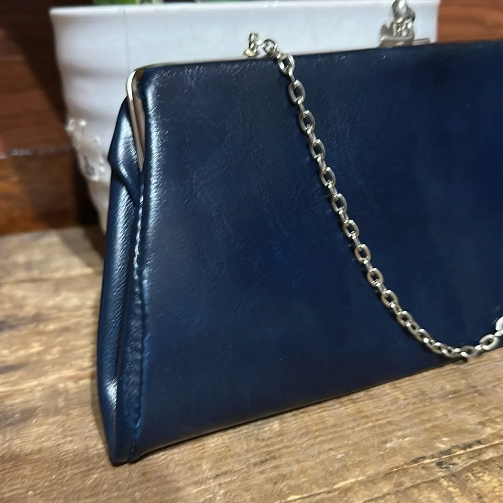 No Brand Tag Vintage Elegant Navy Blue Chain Clutch